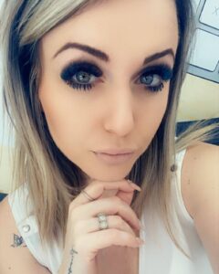 תמונה של נעים להכיר, מיכל!